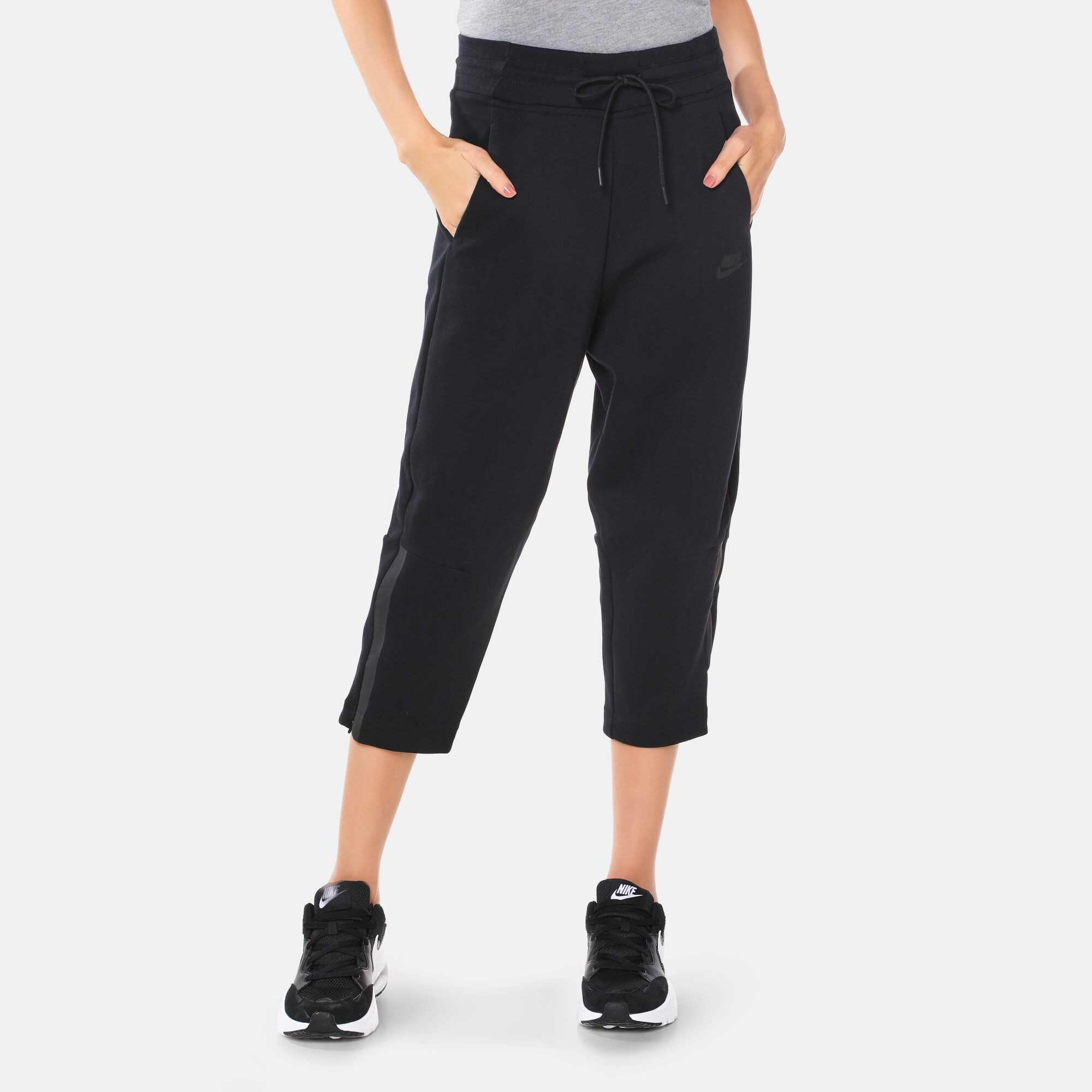 Women's nike capri new arrivals joggers