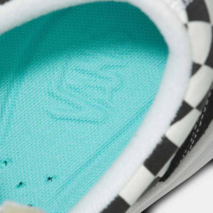 Vans Women's Old Skool Overt ComfyCush Shoes Black image number 4