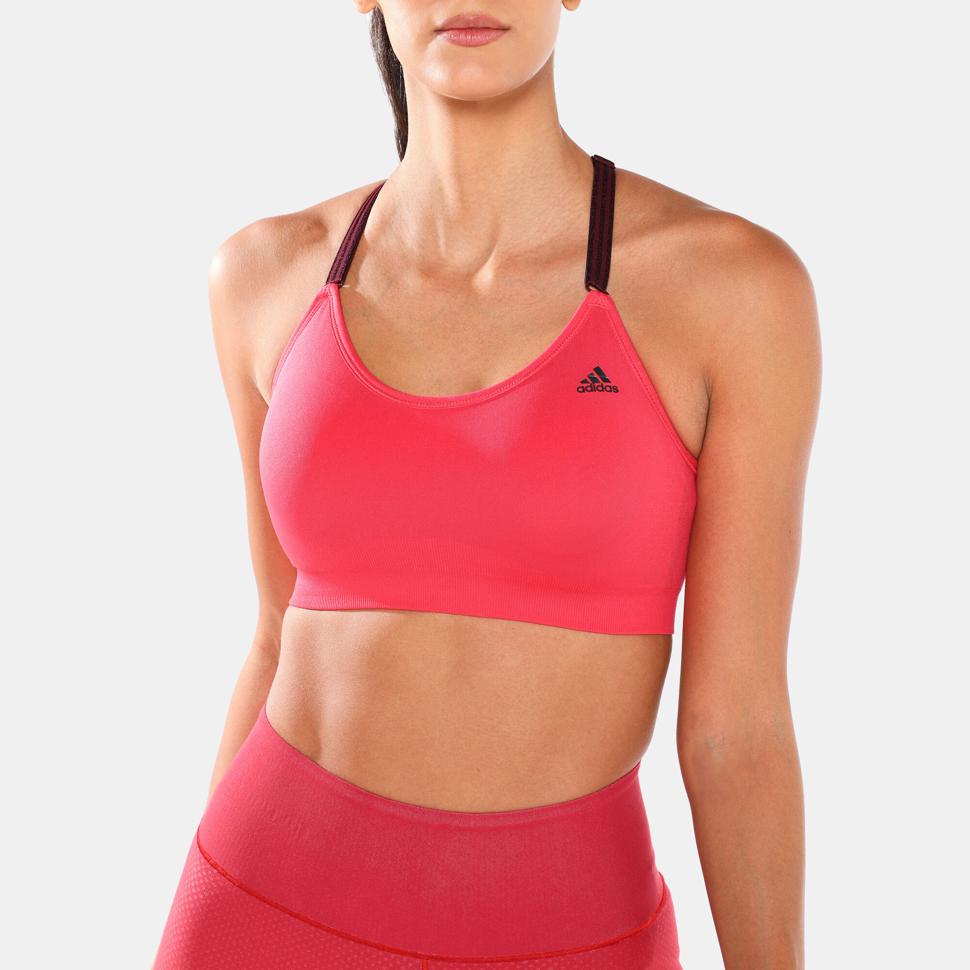 Adidas seamless 2025 sports bra